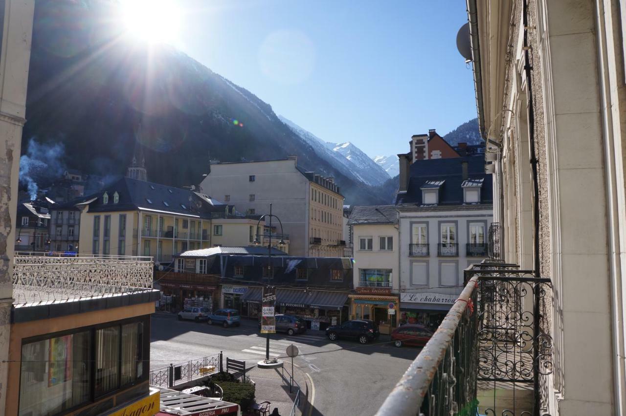 Standing Et Confort Plein Centre Pour 8 Personnes Cauterets Exterior photo